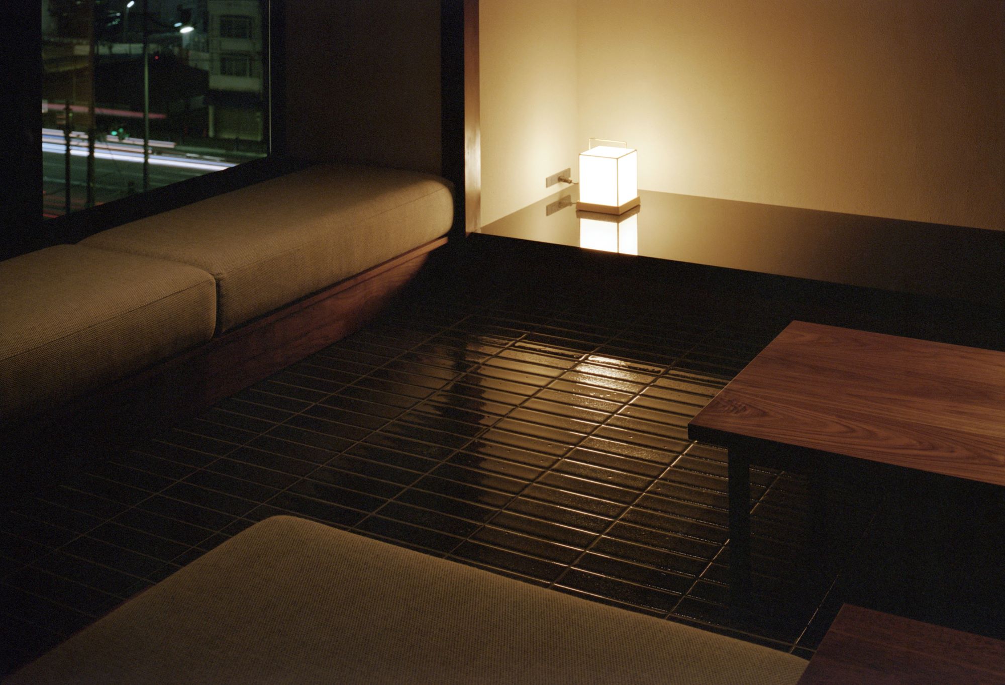 京都某所ホテル_特注ソファ